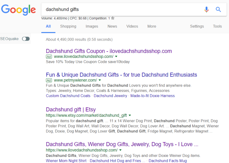 SEO - запитване в Гугъл за „подаръци за дакел“